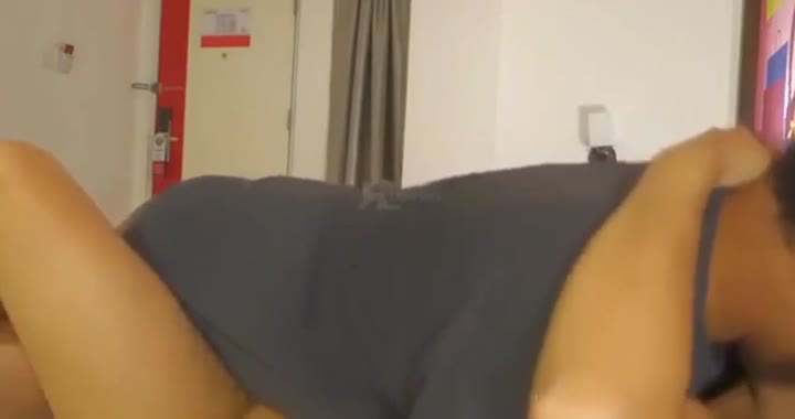 Thumbnail untuk Ajakin Pegawai Hotel Ngewe Di Kamar Bokep Viral