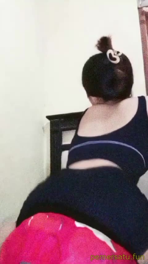 P21 Kirana Abg 18yo Sange Colok Memek
