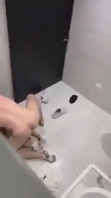 Thumbnail untuk Ngintip Tkw Doggy Kamar Mandi Tempat Dugem Sotwe