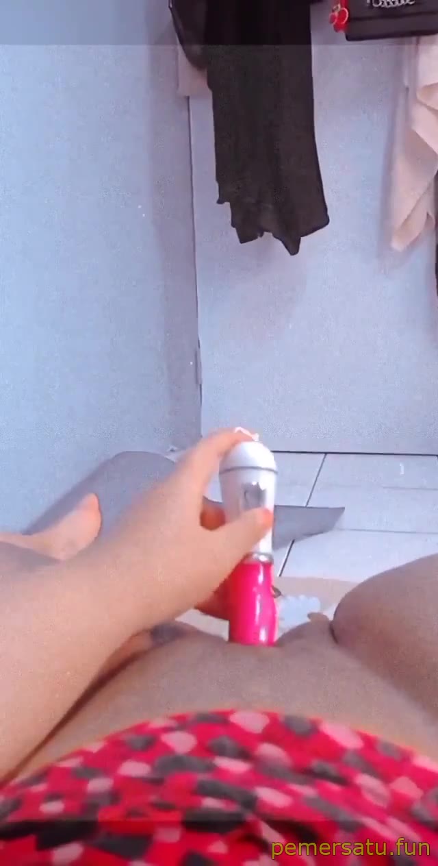 P27 CloudySlutt ABG Jual Konten Colmek Pakai Dildo 18yo Pemersatu Fun