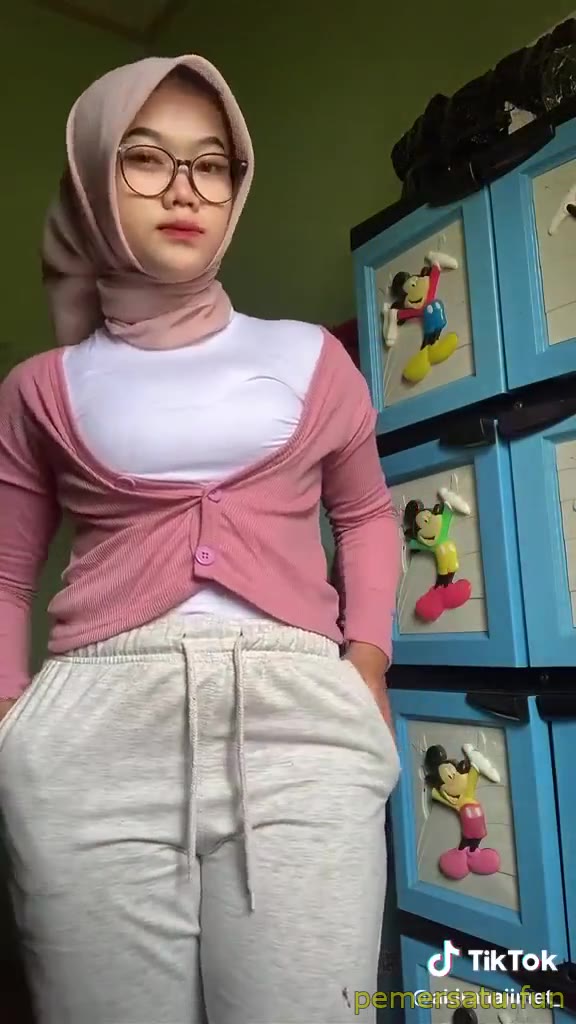 P2 Akira Hajime Abg 18yo