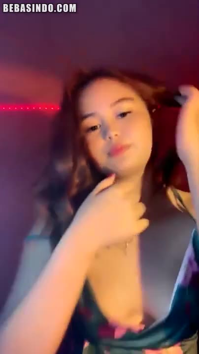Thumbnail untuk Pammy Tiktoker Viral Remes Tete Live Asupan viral