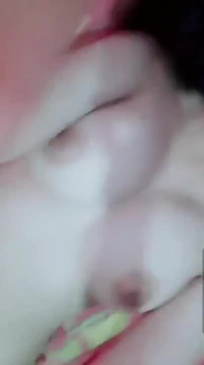 Thumbnail untuk Abg Cantik Pamer Kepunyaan Bulat Dodstream bokepsatset Asupan
