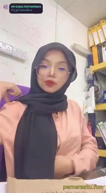 P167 Hijab Tobrut Sange Omek Sepong Ngewe