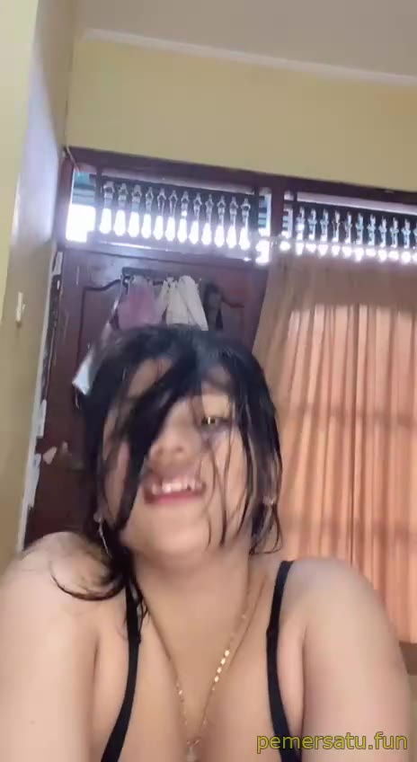 P2 Annie V1 Tiktoker Abg 18yo