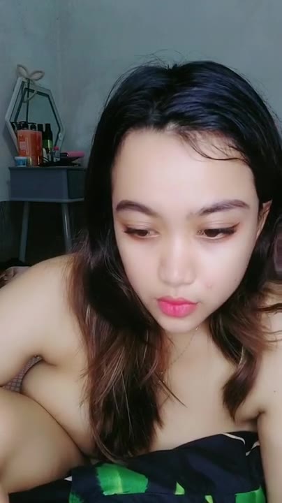 Thumbnail untuk Fany Susu Gede Lepas Masker Id Host 90980417