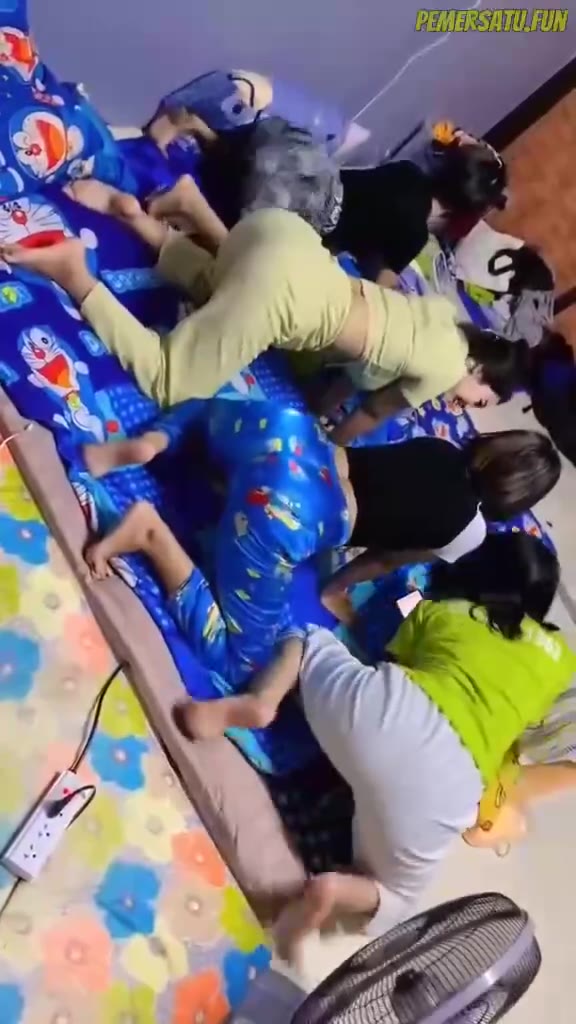 Diewe Tinggal Pilih Cewek Yang Mau