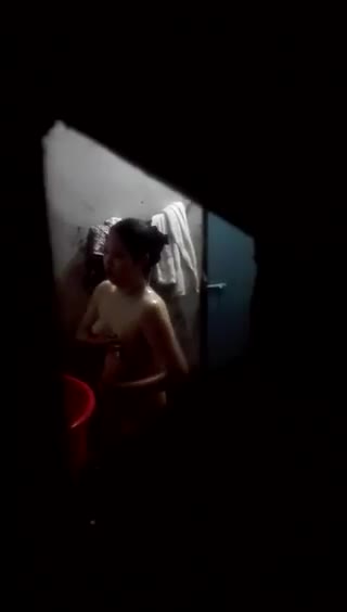Mandi Ayah Ngintip Anak