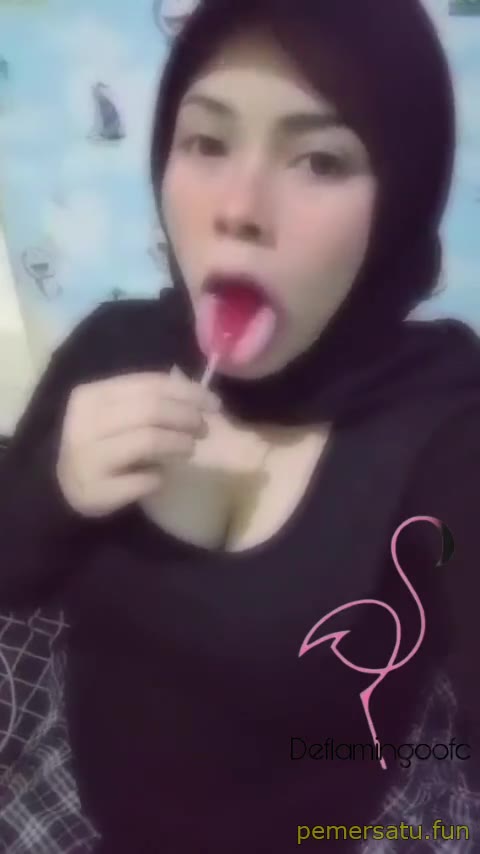 P26 Molina Jilbab Mantap Sange Berhijab Colmek Sampai Mangap
