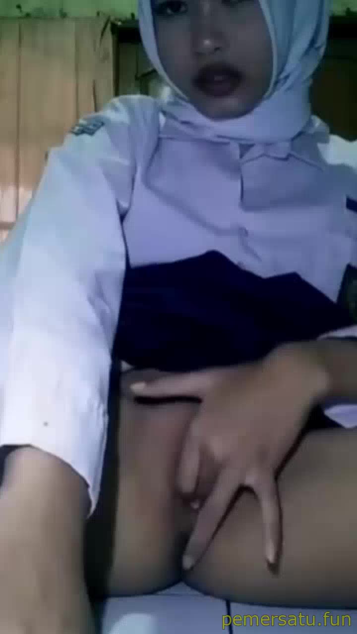 P22 Viral Abg Jilbab 18yo Centil Colmek Pakai Seragam