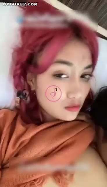Thumbnail untuk Bokep Indo Viral Kenyot Susu Lilia Anastasia Bangsa