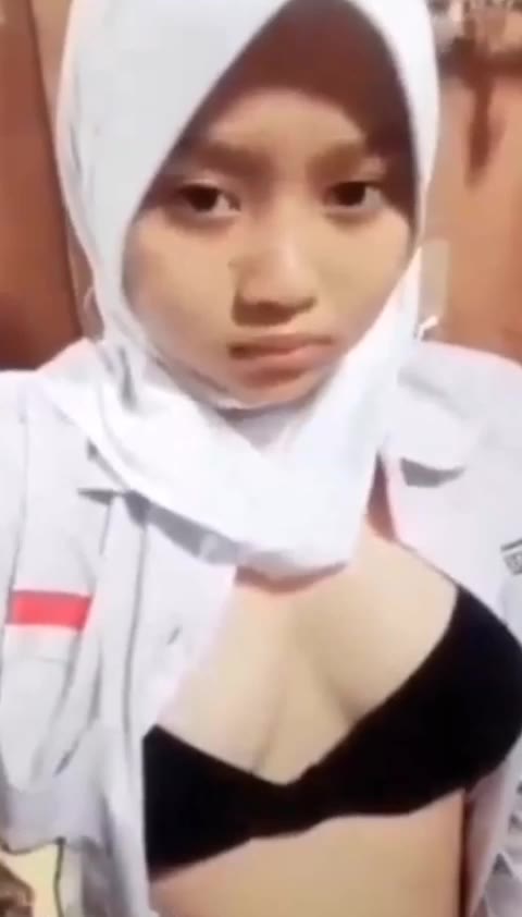 Thumbnail untuk Masih Pake Baju Osis Esema Sotwe Colmek Tele