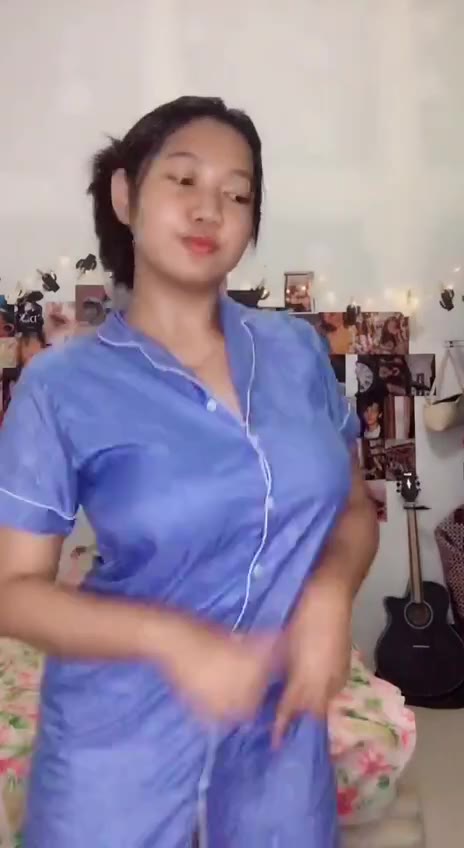 858 VID 20220205 062825