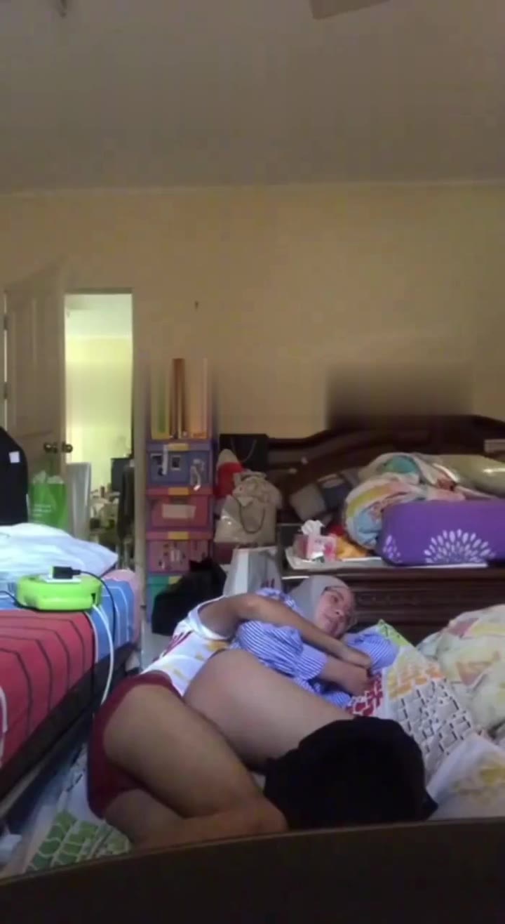 Thumbnail untuk Sange Tapi Pacar Lagi Tidur Gas Main Sama