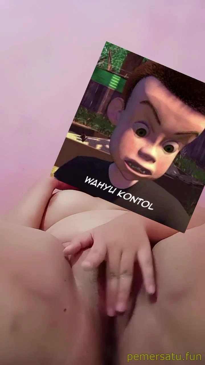P45 Gebi Jilbab ABG 18yo Memek Sempit Segaris Pink Pemersatu Fun